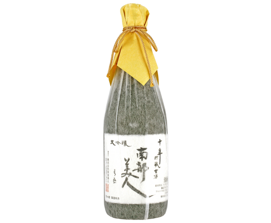Nanbu Bijin 10 Years Aged Daiginjo Sake 720ml